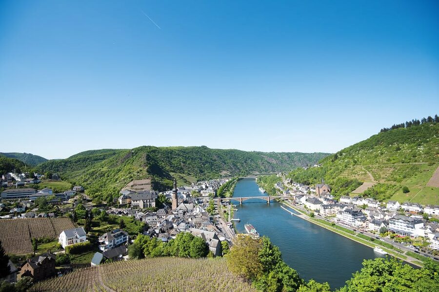 Cochem: KD Panoramic Evening Cruise on the Moselle River - Setting out beside Cochem’s old town