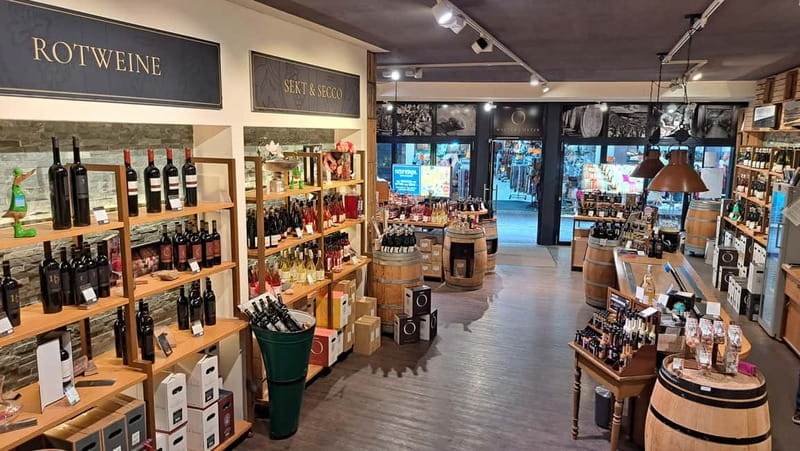 Cochem, Moselle: Boat – Beilstein, meal, wine and liqueur tasting - Handling the vouchers and meeting point