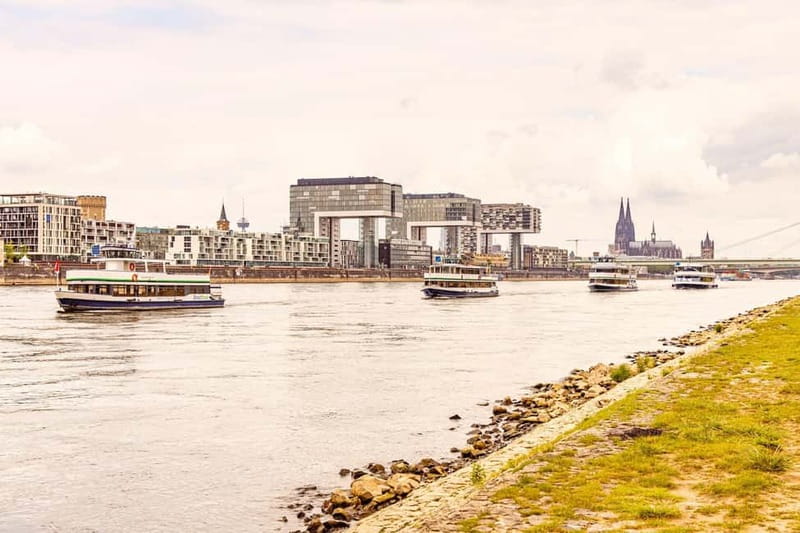 Cologne: 1-hour Rhine Cruise in Cologne - Rheinauhafen and the crane houses