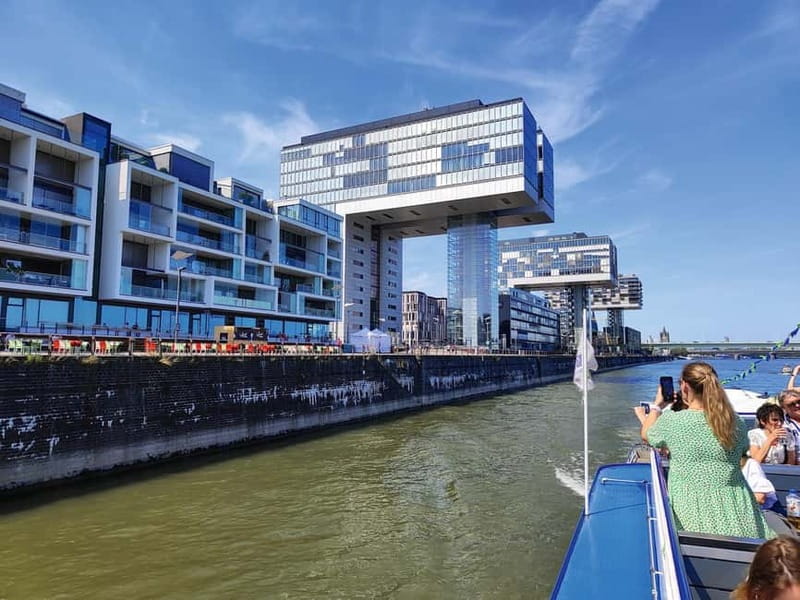 Cologne: 1-hour Rhine Cruise in Cologne - The cathedral and Old Town from the Rhine