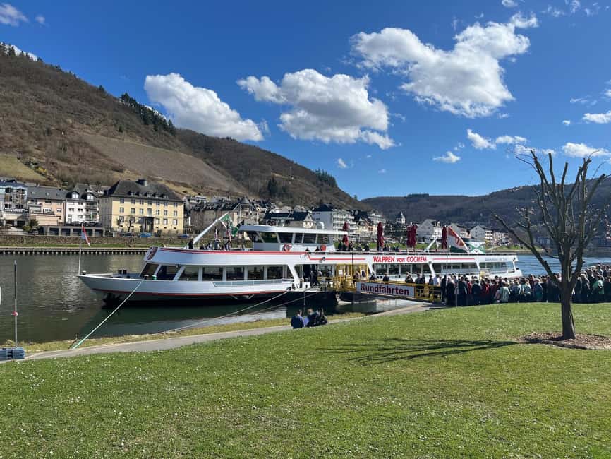 Cologne: Full-Day Mosel Valley Tour with River Cruise - Koblenz Old Town and its curious clock