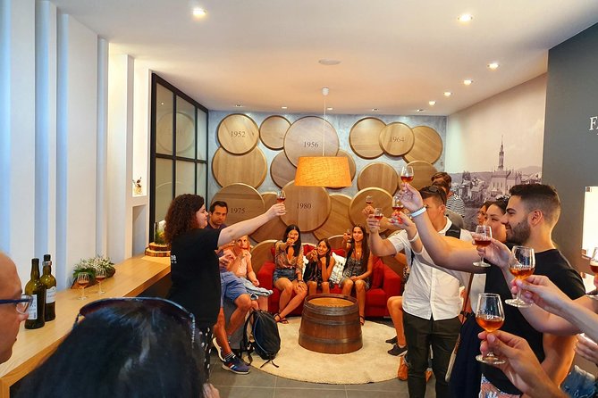 Complete Douro Valley Wine Tour with Lunch, Wine Tastings and River Cruise - Pinhão and the 50-minute Rabelo cruise