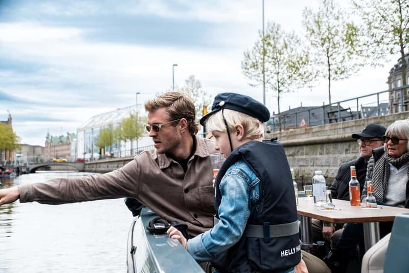 Copenhagen: 1 or 2-Hour Canal Tour in Silent Electric Boats - Key points to know before you book