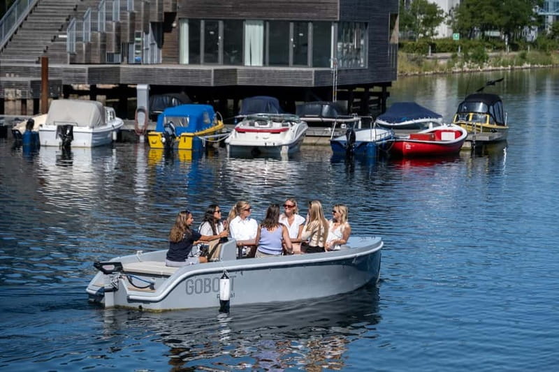 Copenhagen: 1 or 2-Hour Canal Tour in Silent Electric Boats - What the tour includes, and what it does not