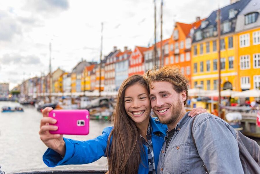 Copenhagen: Canal Boat Cruise & Old Town/Nyhavn Walking Tour - Who will enjoy this Copenhagen combination