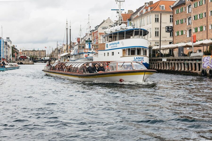 Copenhagen: Canal Cruise with Guide - What the guide and audio setup are like