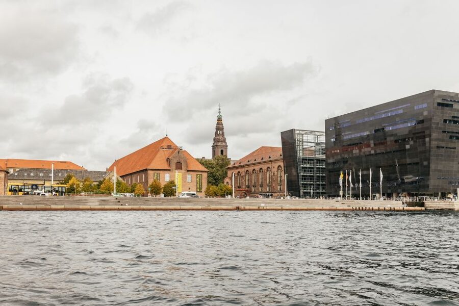 Copenhagen: Canal Cruise with Guide - The Playhouse and Opera House from the water