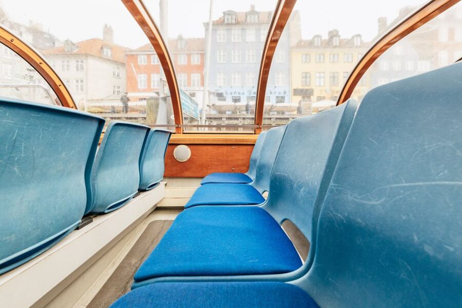 Copenhagen: Canal Cruise with Guide - Ved Stranden and the first look at Christiansborg