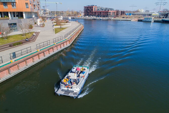 Cruises on the Motlawa River by a luxury catamaran - Gdańsk from the water side - The Crane, Gdańsk’s unforgettable river symbol