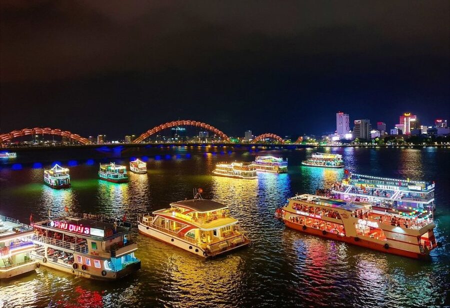 Da Nang: Han River Local Cruise by Night - Who should book this cruise