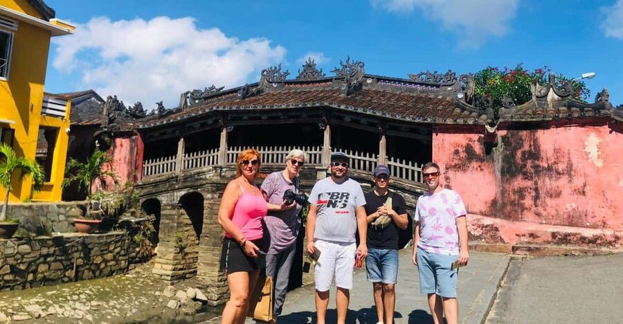 Da Nang/Hoi An: Coconut river boat tour & Lantern Festival - Rowing through the Bay Mau Coconut Forest