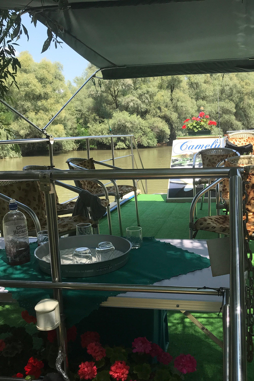 Daily Tours in the Danube Delta - Camely Boat Cruise - Starting at Intrarea Marmurei 3