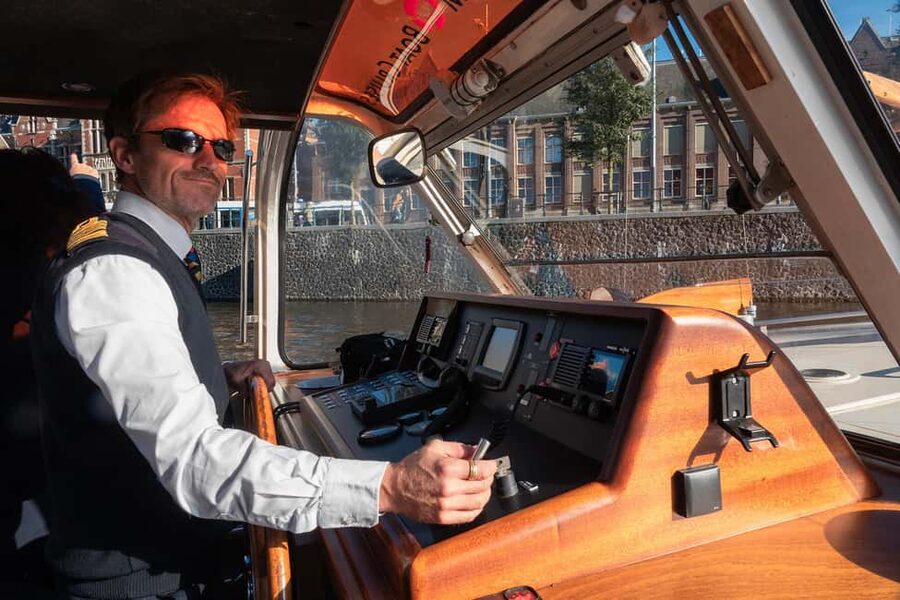 Discover Amsterdam: Luxury Canal Cruise with a Local Skipper - My booking advice