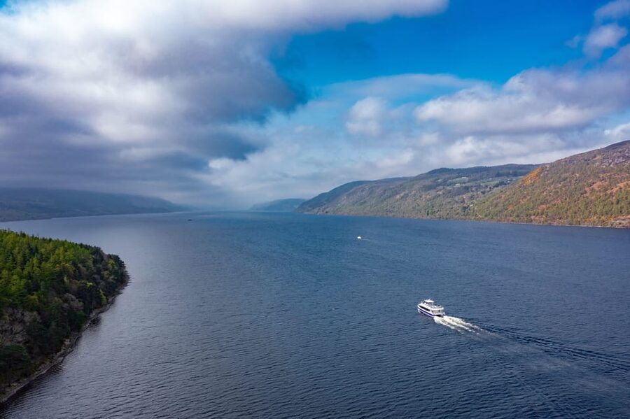 Dochgarroch: Caledonian Canal and Loch Ness 50min Cruise - The open view across Loch Ness