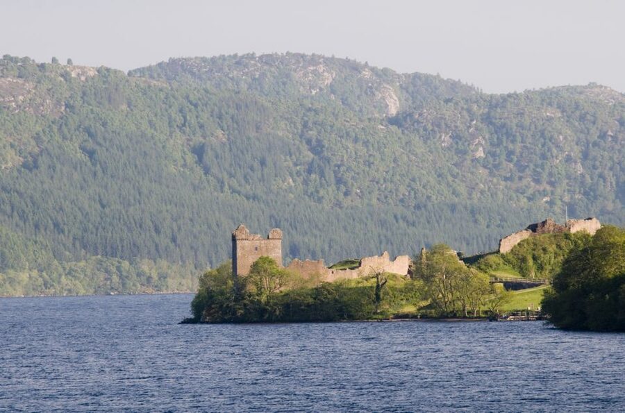 Dochgarroch: Loch Ness and Caledonian Canal 2-Hour Cruise - What happens at Dochgarroch Lock