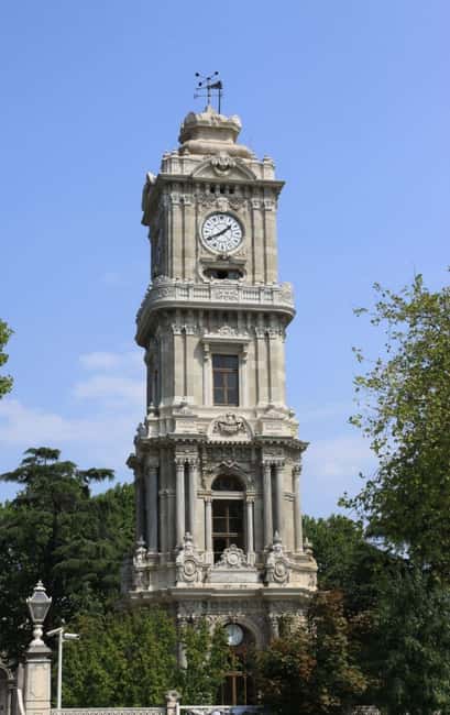 Dolmabahce Palace Ticket & Bosphorus Boat Tour Experience - Security, photography, and the pace inside