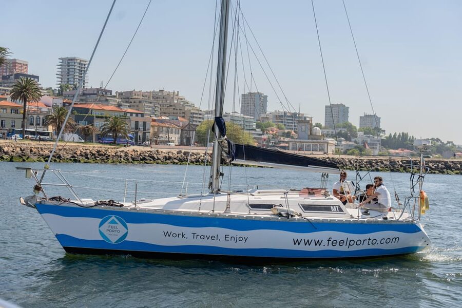 Douro River Cruise with Cheese & Tonic Porto in a Sailboat - Ribeira and the return to R. da Praia 430