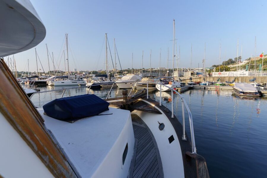 Douro River: Party Boat Tour - Ribeira, Sé, and the return to Afurada