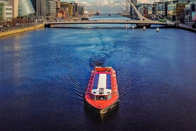Dublin Sightseeing Cruise on River Liffey with Local Guide - The Jeanie Johnston and Dublin’s Famine Story