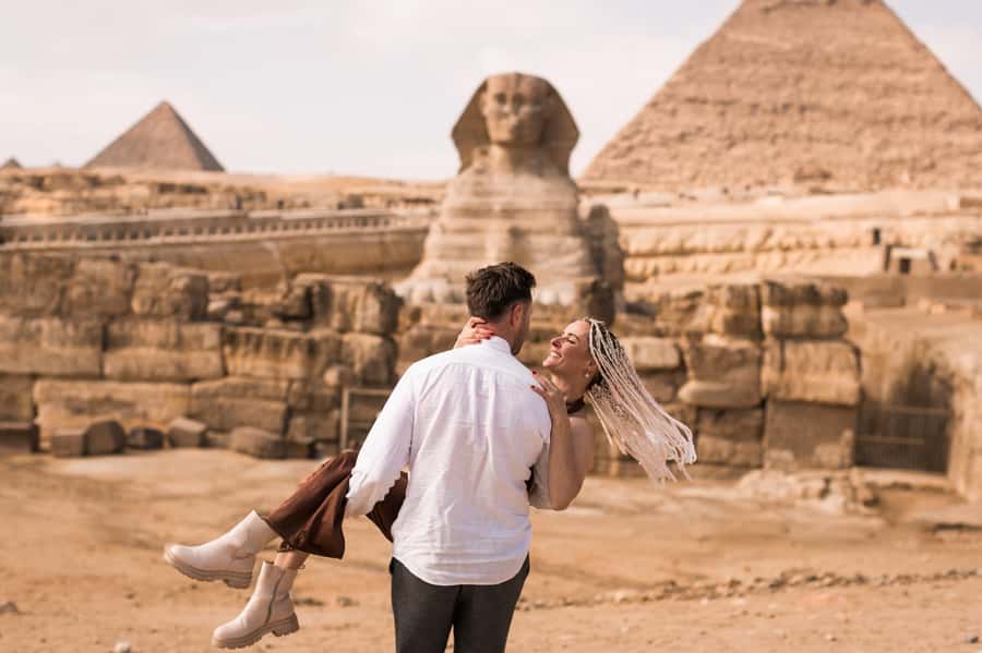 Egypt: 7-Day Private Tour, Baloon, Flights and Nile Cruise - Day 1: Pyramids, the Egyptian Museum, and dinner on the Nile