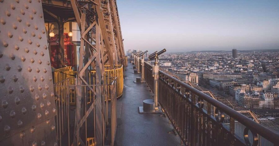Eiffel Tower Guided Tour & Seine River Cruise - Second floor or summit: choosing the right ticket