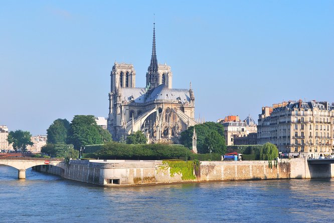 Eiffel Tower Summit Option with Seine River Cruise and City Tour - The coach route through central Paris