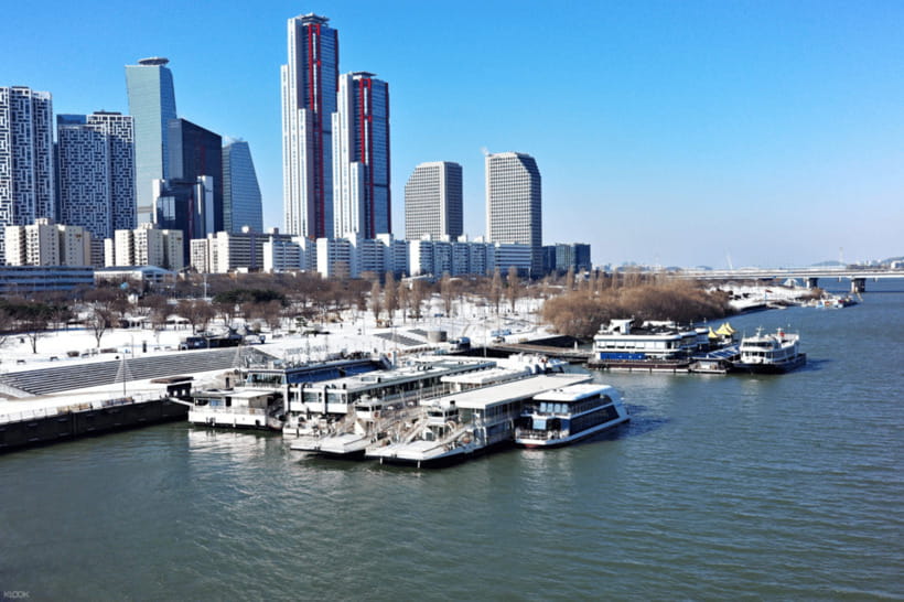 Eland Han River Cruise & Ashley Marine Buffet - Bridges, rail lines, and the changing view
