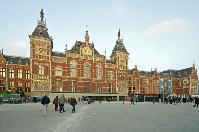 Evening Canal Cruise in Amsterdam with Wine & Cheese Option - Key points before you book