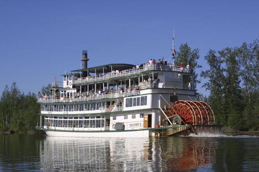 Fairbanks: Riverboat Cruise and Local Village Tour - A Three-Hour Introduction to Alaska Along the Chena River
