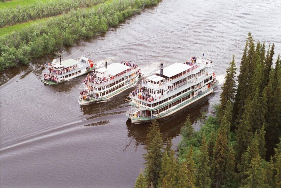 Fairbanks: Riverboat Cruise and Local Village Tour - Trail Breaker Kennel and the Sled Dogs