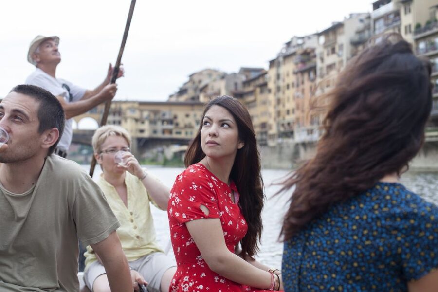 Florence: Authentic Barchetto River Cruise with Wine & Guide - Key points at a glance