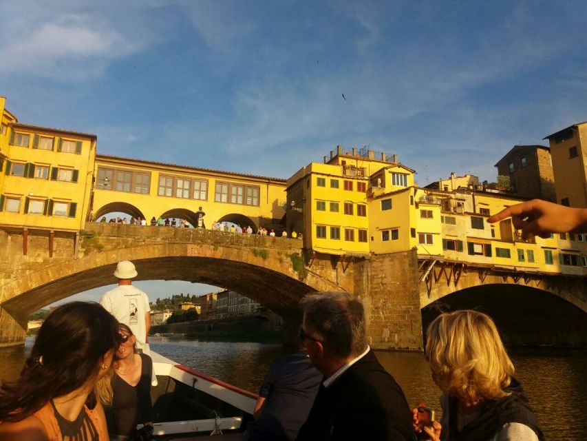 Florence: Authentic Barchetto River Cruise with Wine & Guide - Meeting near Piazza Mentana