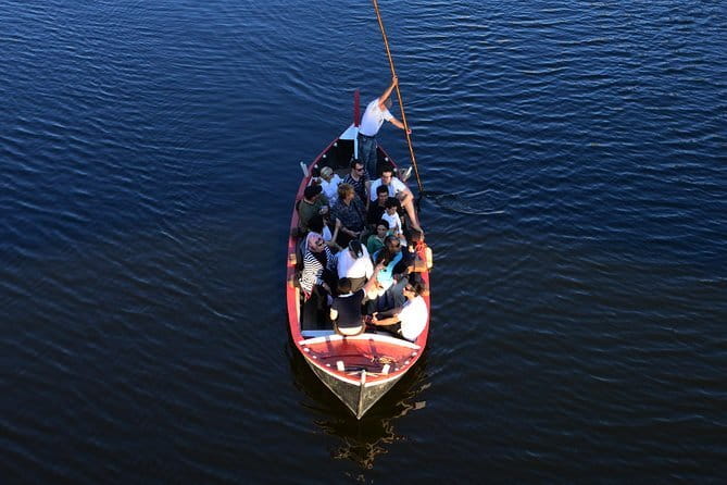 Florence River Cruise on a Traditional Barchetto - Meeting near Via dei Vagellai 22
