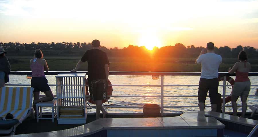 From Aswan: 4-Days 3-Night Nile Cruise with Hot Air Balloon - The guide can shape the whole experience