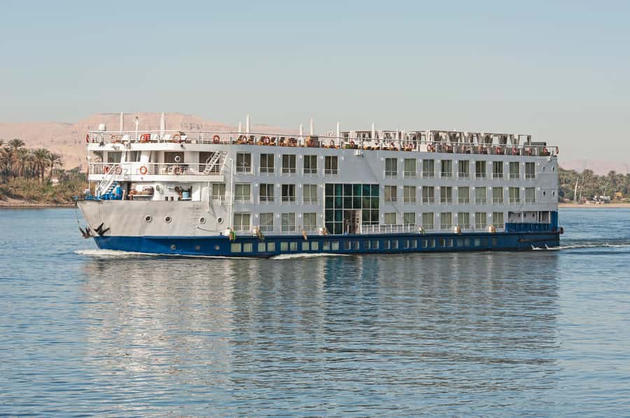 From Aswan: 5-Day Nile Cruise to Luxor with Hot Air Balloon - Guides, language, and the value of private touring