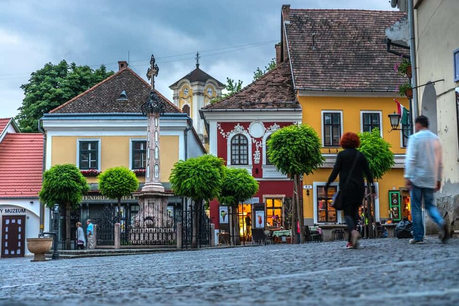 From Budapest: Full or Half Day Danube Bend Cruises - Should you book the Danube Bend cruise?