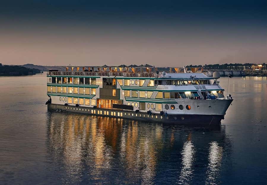 From Cairo by Plane: 5 Days & 4 Nights Nile Cruise to Luxor - Day 2: The Valley of the Kings and Hatshepsut