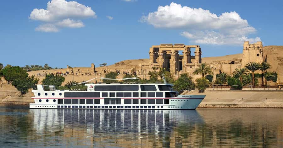 From Cairo by Plane: 5 Days & 4 Nights Nile Cruise to Luxor - Day 1: Flying from Cairo to Luxor
