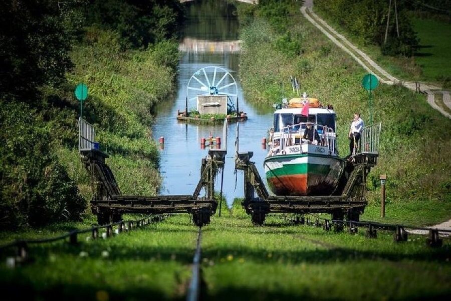 From Gdansk: Elblag Canal Boat Cruise - What the short Elblag break adds