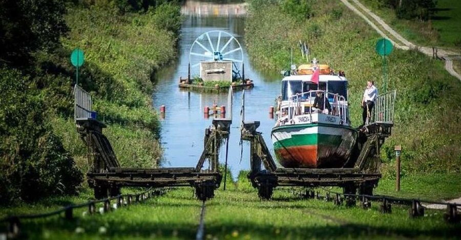 From Gdansk: Elblag Canal Boat Cruise - The 75-minute drive from Gdansk, Sopot, or Gdynia