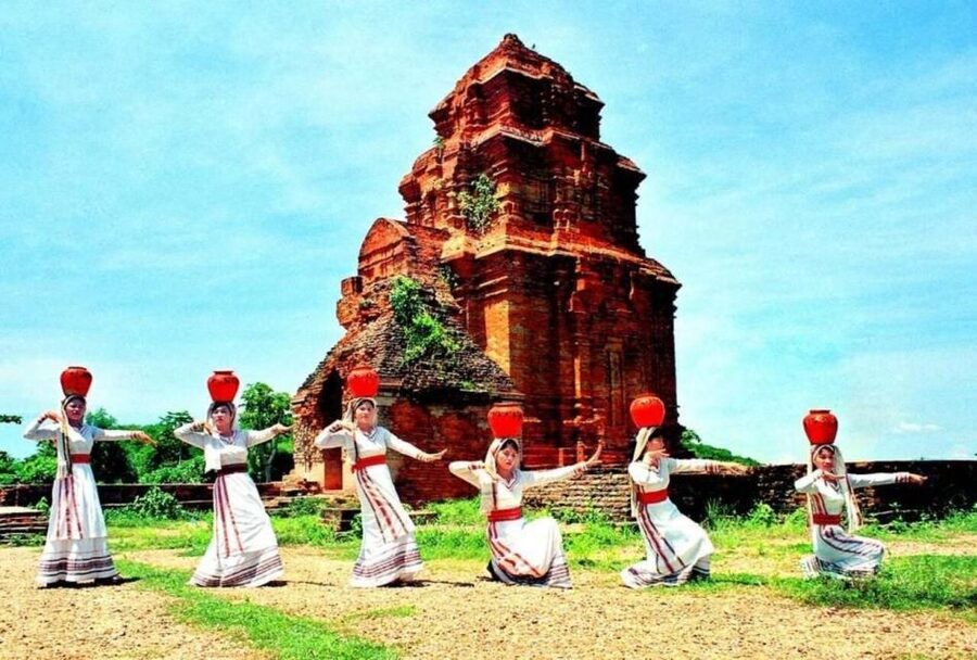 From Hoi An: Discover My Son Sanctuary & Sunset River Cruise - Why this half-day outing works well from Hoi An
