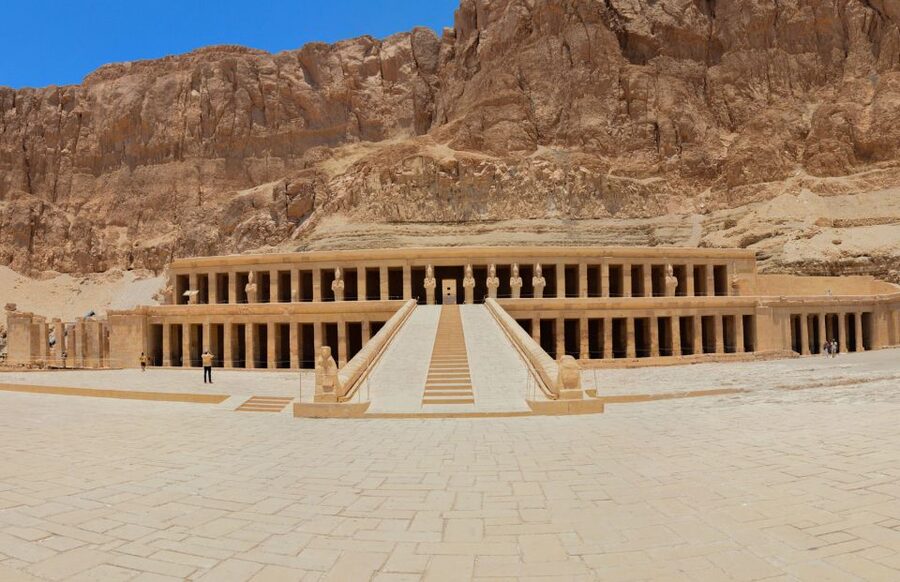 From Hurghada: 3-Day Nile Cruise to Aswan & Hot Air Balloon - Is $1,200 per person good value?