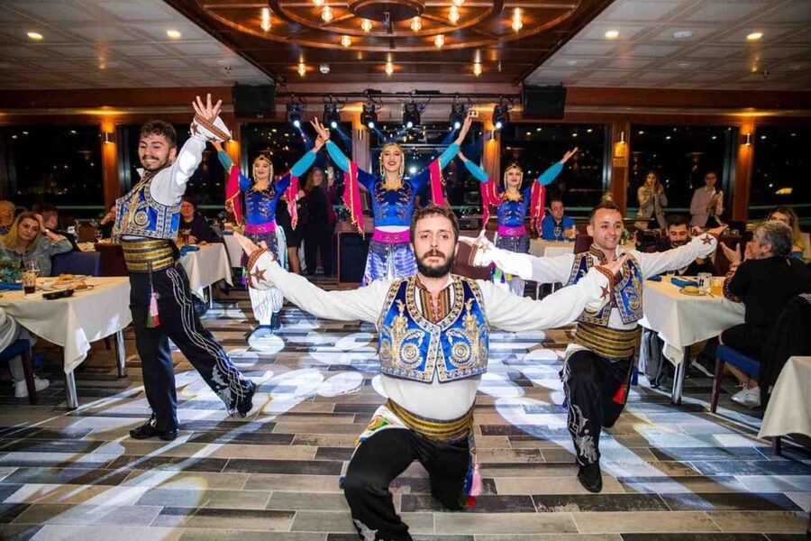 From Istanbul: Bosphorus Dinner Cruise Tavern & World Show - Bridges, palaces, and the best moments to step outside