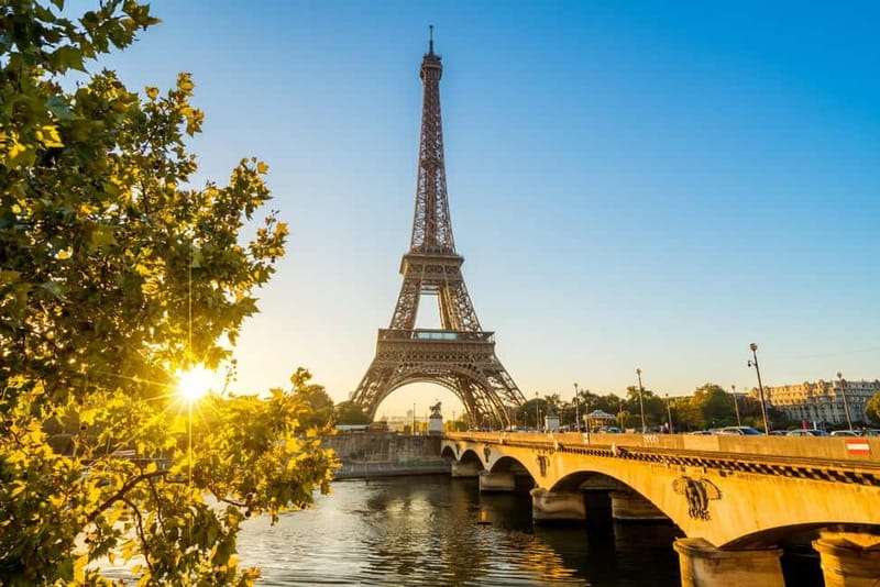 From Le Havre: Deluxe Paris Tour with Seine River Cruise - Guide quality and group format