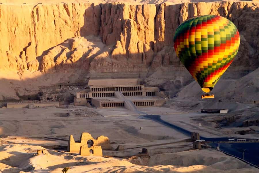 From Luxor: 5-Day Nile Cruise to Aswan with Balloon Ride - What the $1,200 price really covers