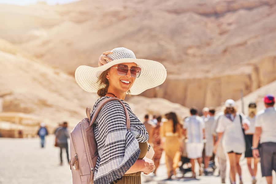 From Luxor: 7-Day Nile Cruise to Aswan with Hot Air Balloon - Service, guides, and the cruise atmosphere