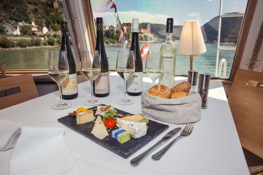 From Melk: 5-Hour Wachau River Cruise - Food choices: regional dishes and optional packages