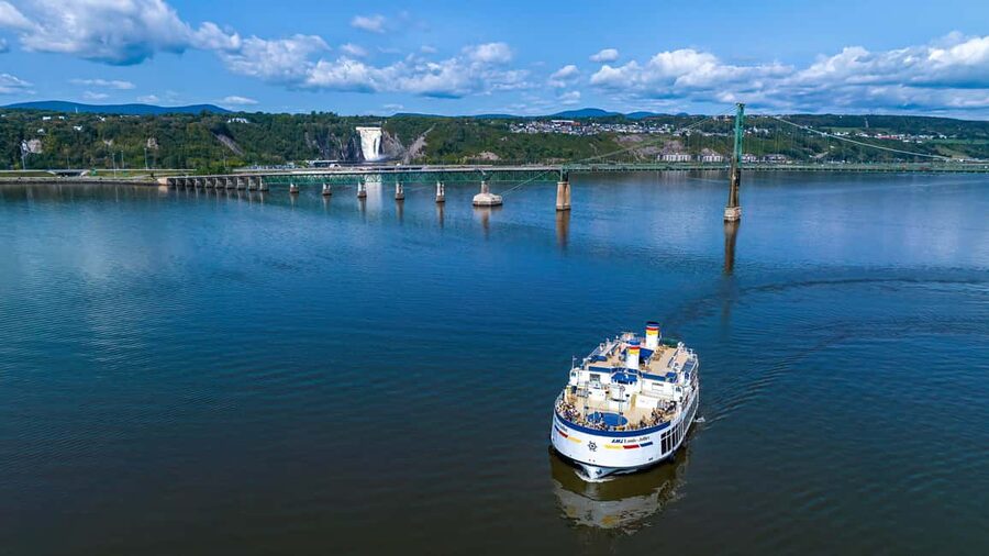 From Montréal: Québec City, River Cruise & Montmorency Falls - Why this Montréal day trip works