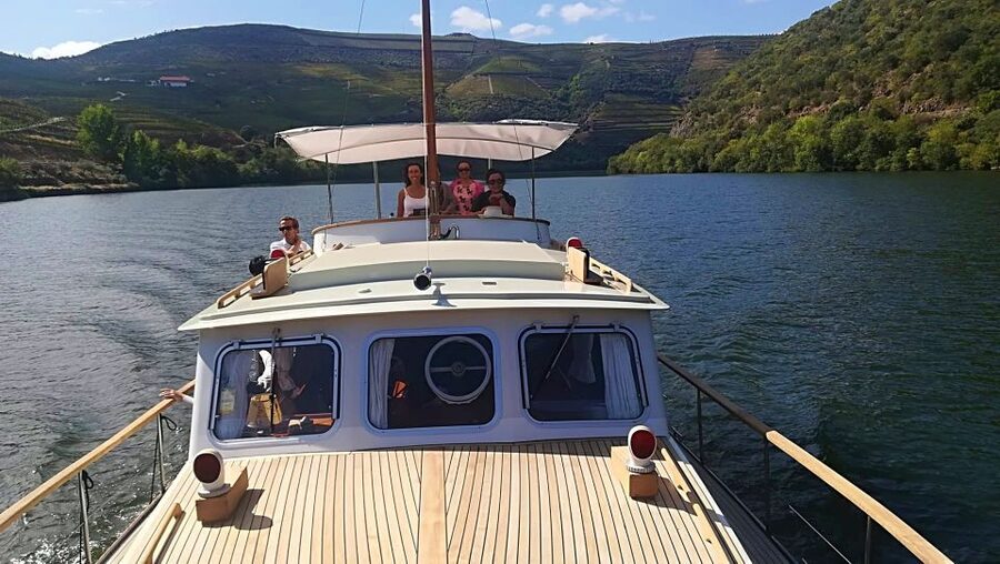 From Pinhão: Private Yacht Cruise along the Douro River - Key Points to Know Before You Sail