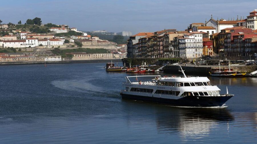 From Porto: Douro River Cruise, Winery Visit & Lunch - Eight hours through the Douro Valley